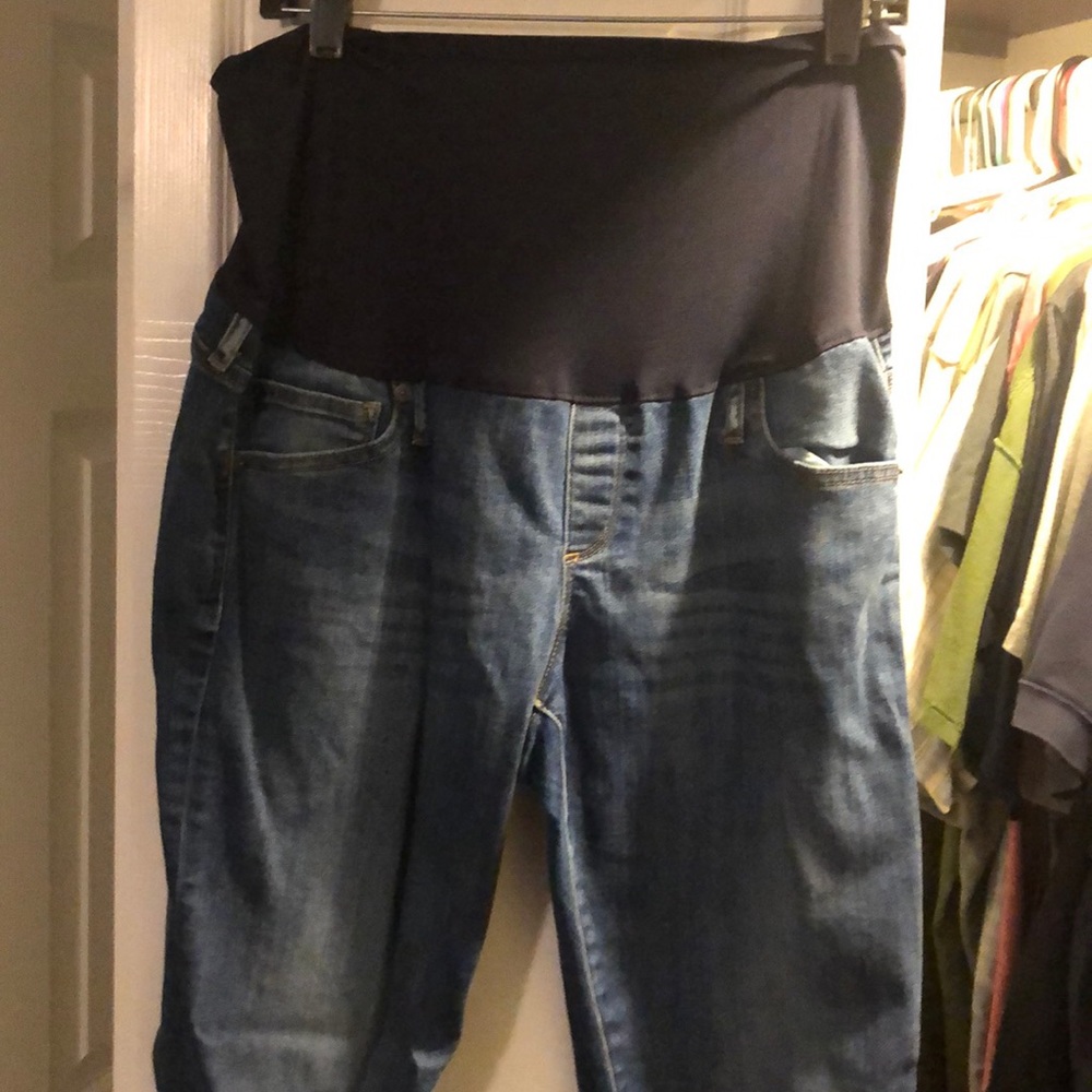 Gap maternity skinny jeans